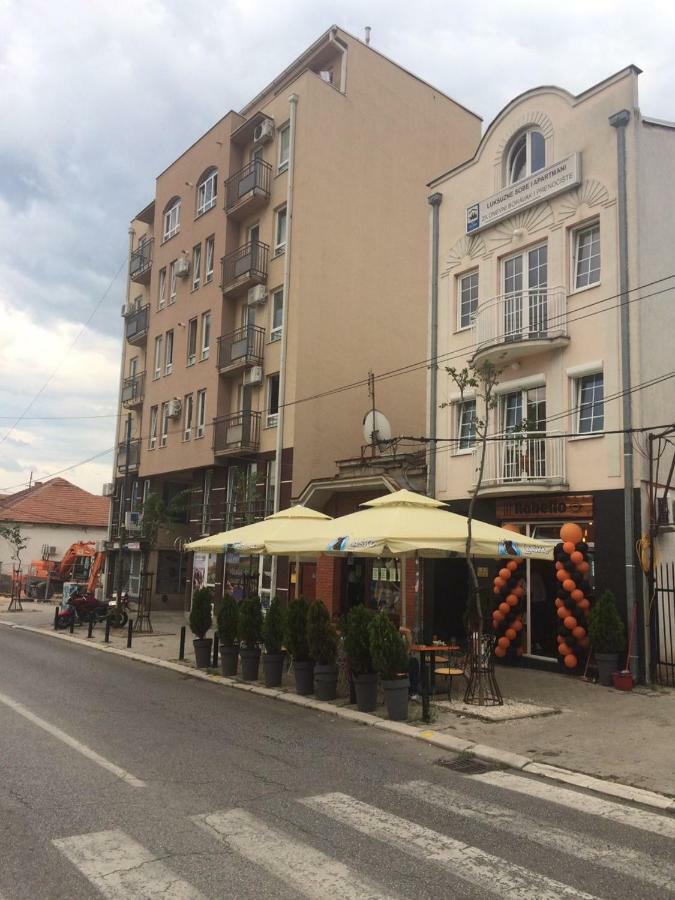 Villa Jelena - Sobe Kragujevac Kültér fotó